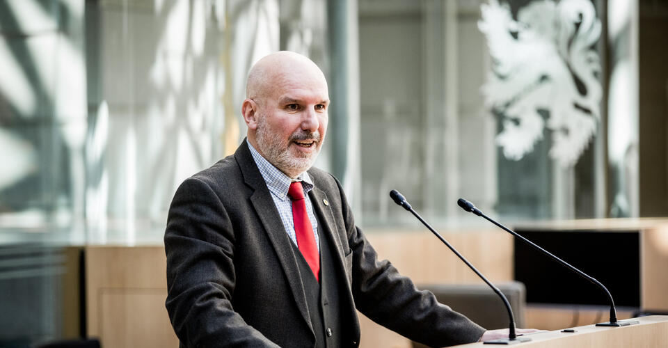 Marc Hendrickx aan het spreekgestoelte 
